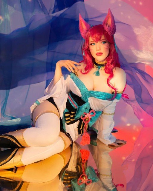 Ahri has 9 tails and you have 9 days to...