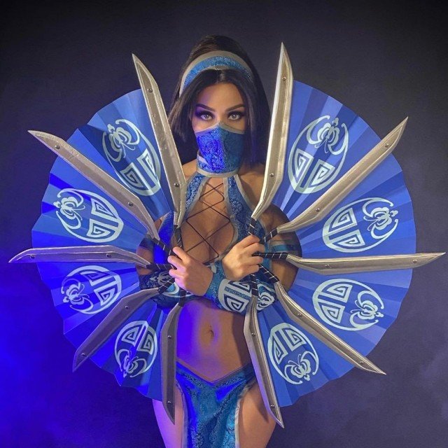 Kitana’s OnlyFans set is now up on OnlyFans, see what...