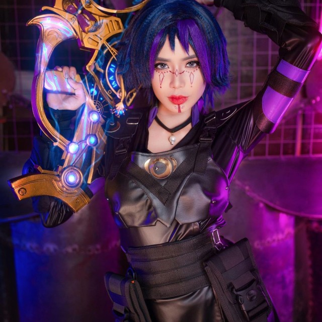 Out of this world. 🌃🌌 Cosplaying Tempest - The Blade...